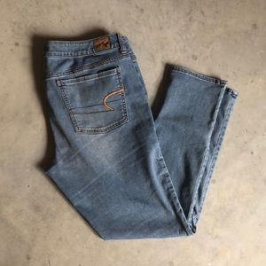 AEO Light Wash Jeggings